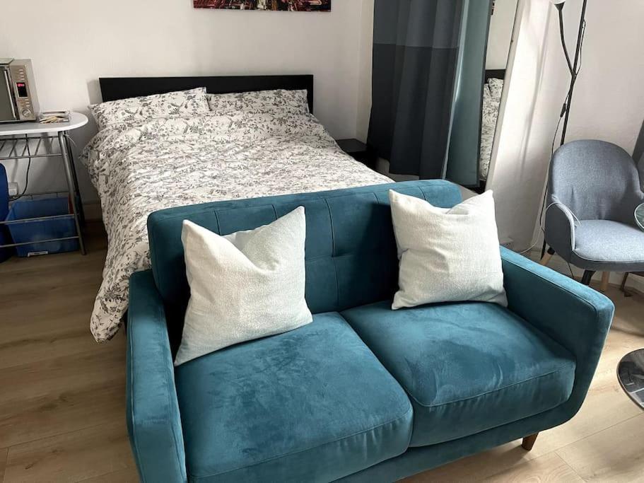 Flat Finchley Rd Nw11 * Лондон